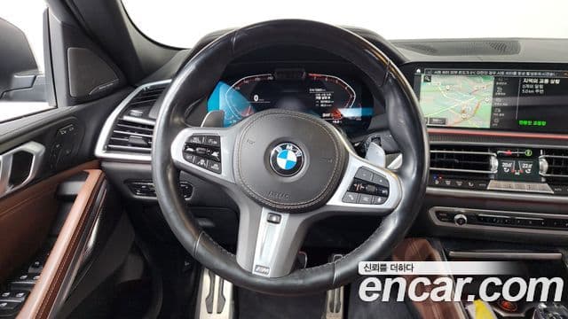 BMW X6 2022 — ფოტო 13/20