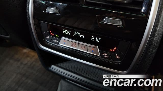 BMW X6 2022 — ფოტო 18/20