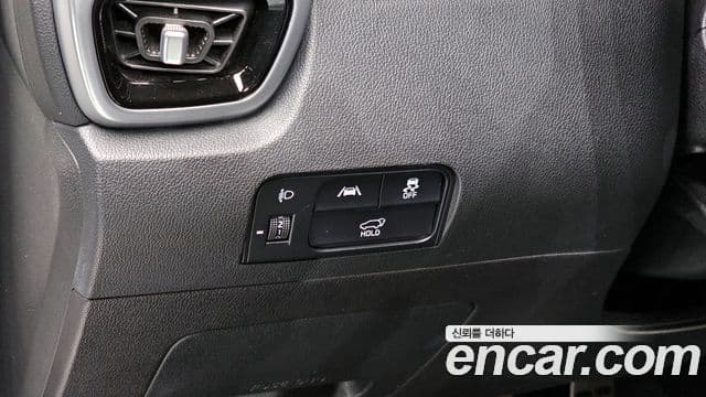 Kia Sorento 2020 — ფოტო 15/20