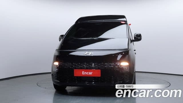 Hyundai Staria 2023 — Şəkil 3/20