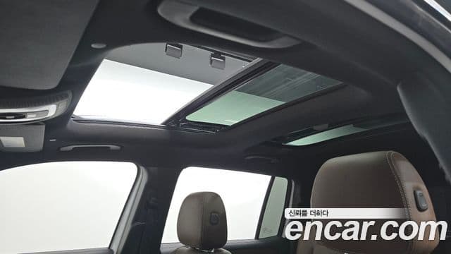Mercedes-Benz GLB-Class 2021 — ფოტო 19/20
