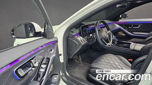 Mercedes-Benz S-Class 2021 — Photo 8/20