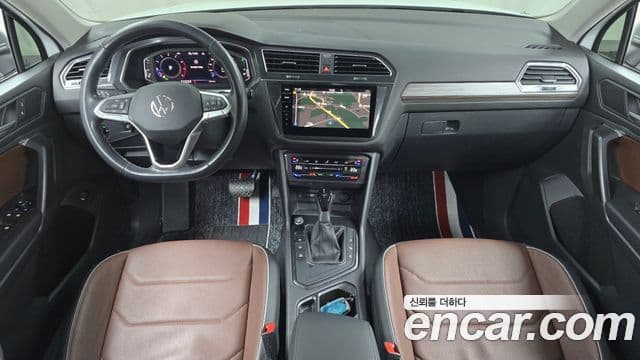 Volkswagen Tiguan Allspace 2023 — Фото 7/20