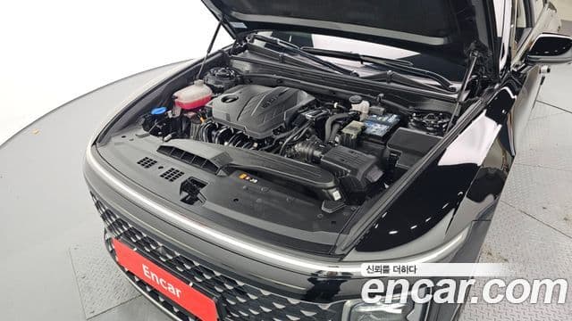 Hyundai Grandeur Hybrid 2023 — Photo 7/20