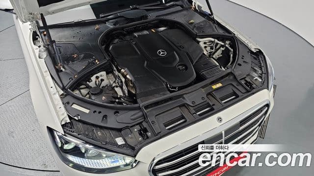 Mercedes-Benz S-Class 2022 — ფოტო 6/20