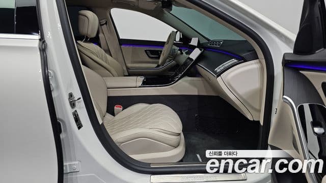 Mercedes-Benz S-Class 2022 — ფოტო 11/20