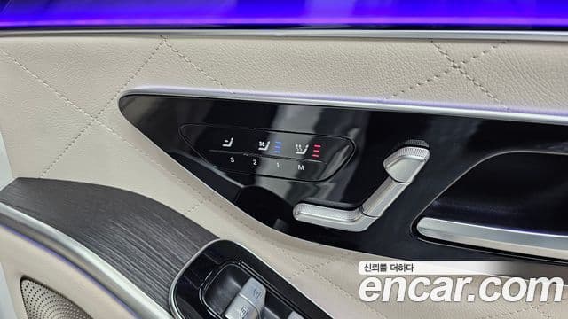 Mercedes-Benz S-Class 2022 — ფოტო 18/20