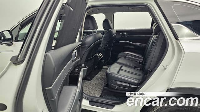 Kia Sorento 2023 — Şəkil 12/20