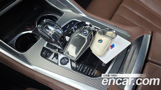 BMW X6 2020 — Şəkil 9/20