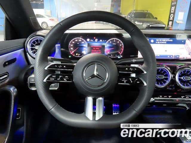 Mercedes-Benz CLA-Class 2025 — Фото 10/20