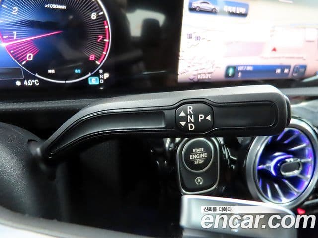 Mercedes-Benz CLA-Class 2025 — Фото 13/20