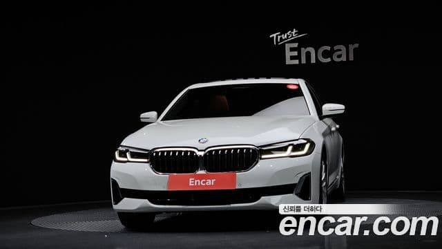 BMW 5 Series 2022 — Şəkil 6/20