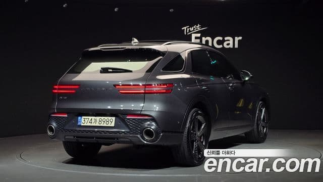Genesis GV70 2022 — ფოტო 2/20
