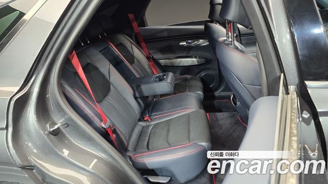 Genesis GV70 2022 — ფოტო 12/20