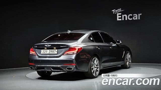 Genesis G70 2018 — Фото 1/20