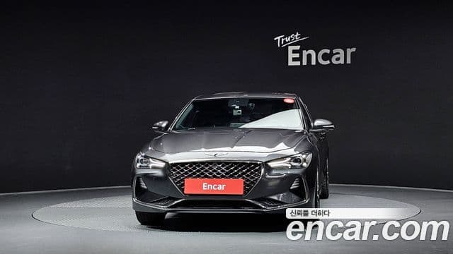 Genesis G70 2018 — Фото 2/20