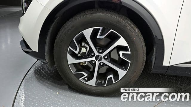 Kia Sportage 2022 — фото 5 из 20