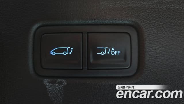 Hyundai Staria 2022 — фото 20 из 20