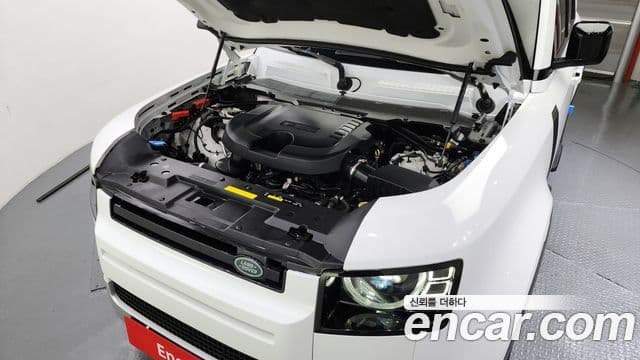 Land Rover Defender 2021 — Şəkil 10/20