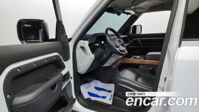 Land Rover Defender 2021 — Şəkil 8/20