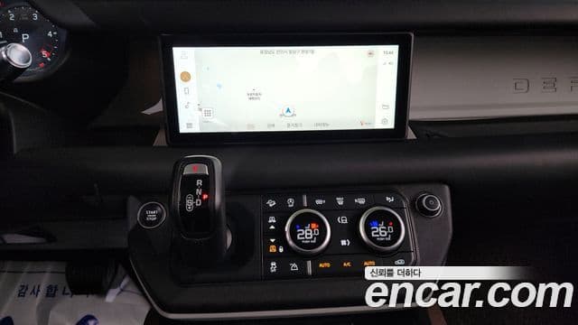 Land Rover Defender 2021 — Şəkil 16/20