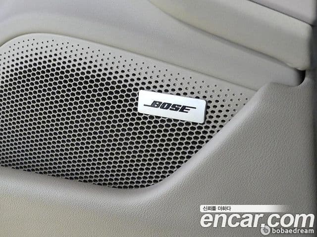 Porsche Taycan 2021 — ფოტო 7/20