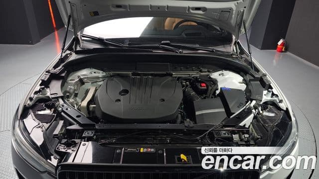 Volvo XC60 2024 — Şəkil 5/20