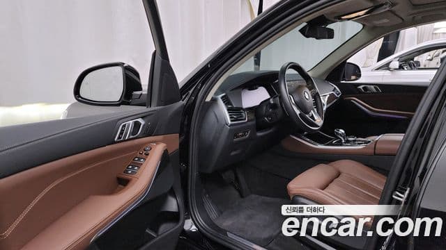 BMW X5 2021 — Şəkil 10/20