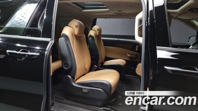 Kia Carnival 2020 — Şəkil 12/20