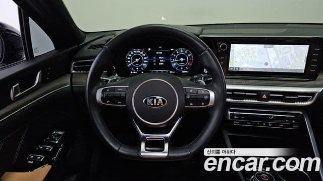 Kia K5 2021 — Фото 13/20