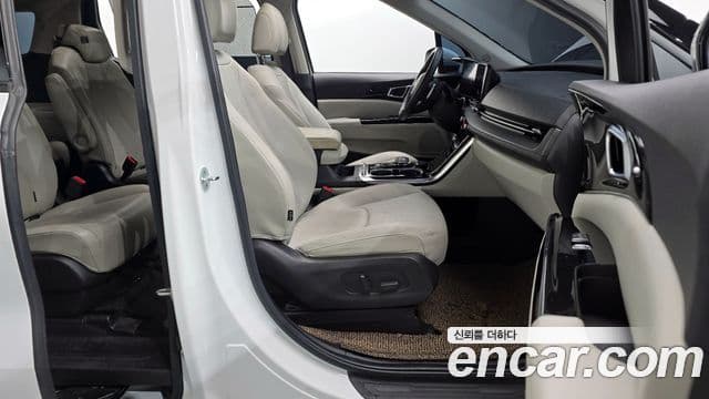 Kia Carnival 2020 — Şəkil 11/20
