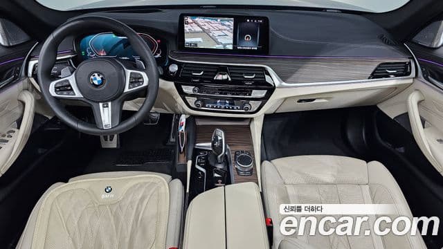 BMW 5 Series 2020 — Şəkil 7/20