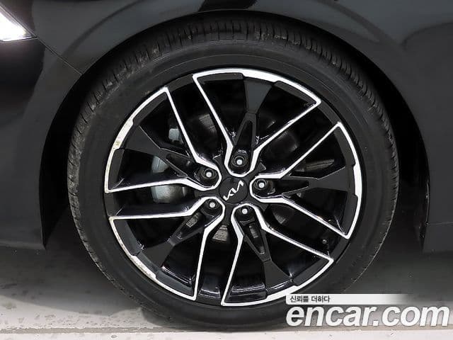 Kia K5 2021 — Şəkil 4/20