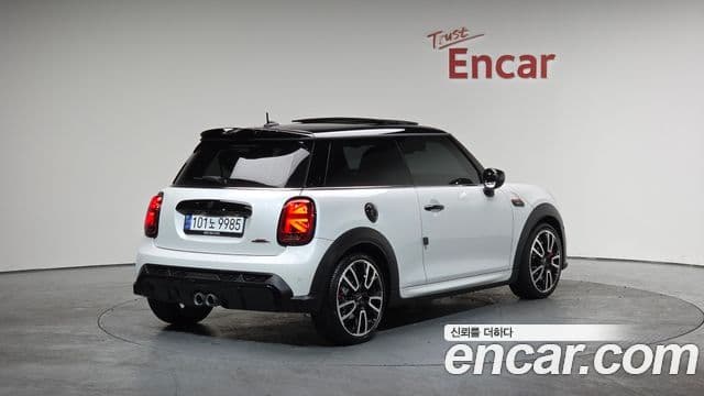 Mini Cooper S 2024 — ფოტო 2/20