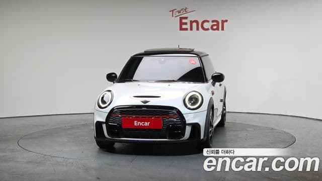 Mini Cooper S 2024 — ფოტო 3/20