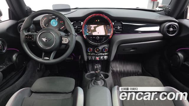 Mini Cooper S 2024 — ფოტო 7/20