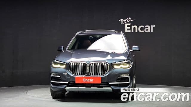BMW X5 2021 — Photo 2/20
