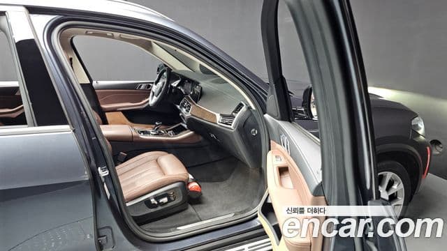 BMW X5 2021 — Photo 13/20