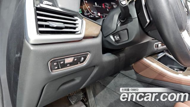 BMW X5 2021 — Photo 15/20