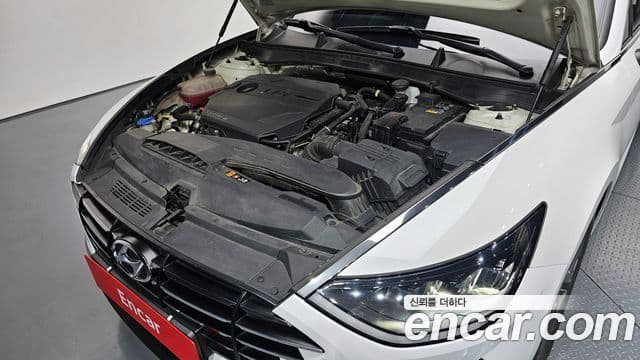 Hyundai Sonata Hybrid 2021 — Şəkil 10/20