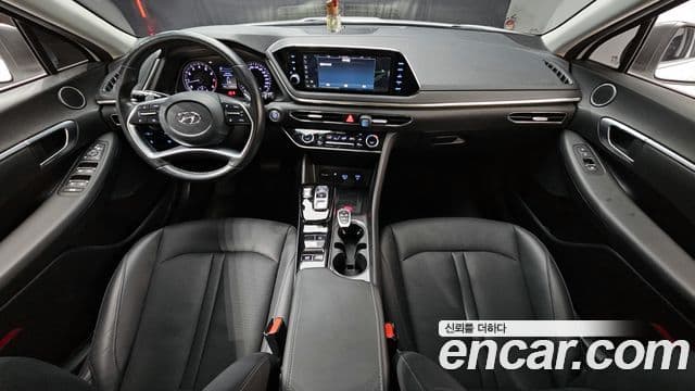 Hyundai Sonata Hybrid 2021 — Şəkil 16/20
