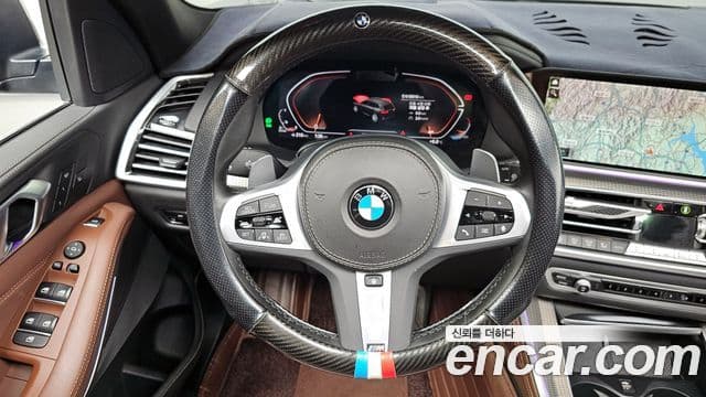 BMW X5 2022 — Photo 20/20