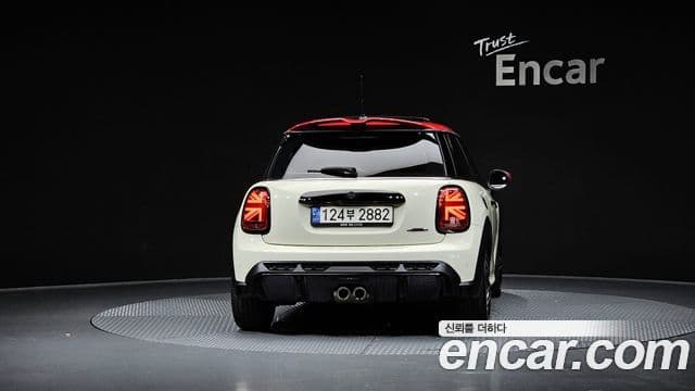 Mini Cooper S 2022 — ფოტო 3/20