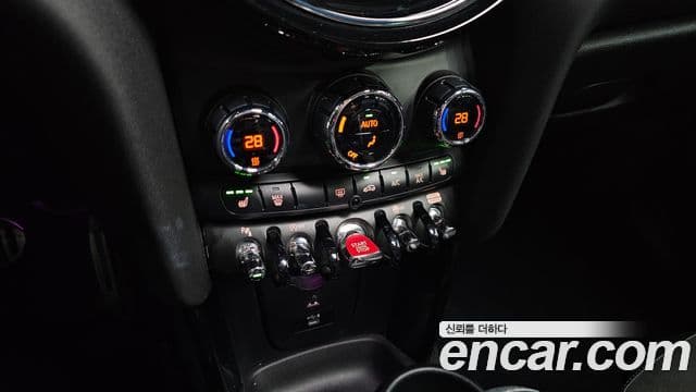 Mini Cooper S 2022 — ფოტო 16/20