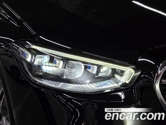 Mercedes-Benz S-Class 2022 — Photo 30/36
