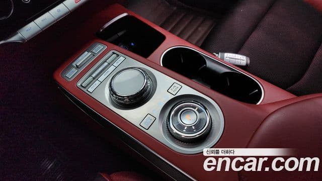 Genesis GV70 2021 — Şəkil 7/20