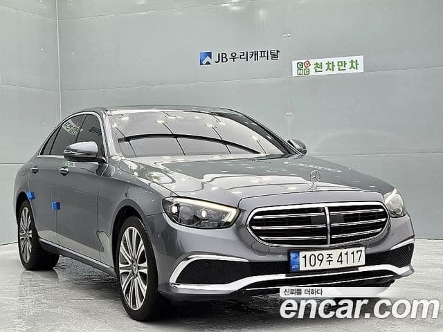 Mercedes-Benz E-Class 2022 — ფოტო 3/20