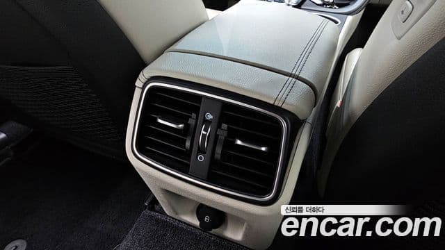 Genesis G70 2021 — ფოტო 17/20