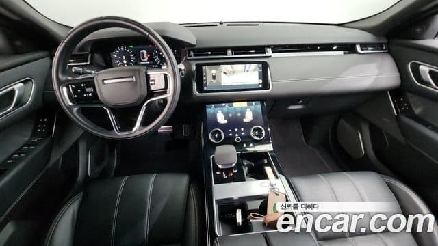 Land Rover Range Rover Velar 2022 — Фото 7/20
