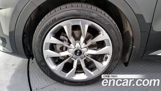 Kia Sorento 2021 — Фото 5/20